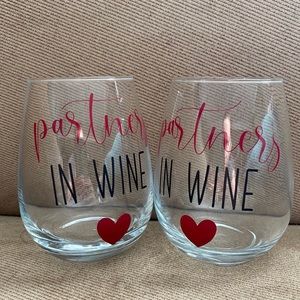 Stemeless wine glasses! Set of 2. Hand wash only